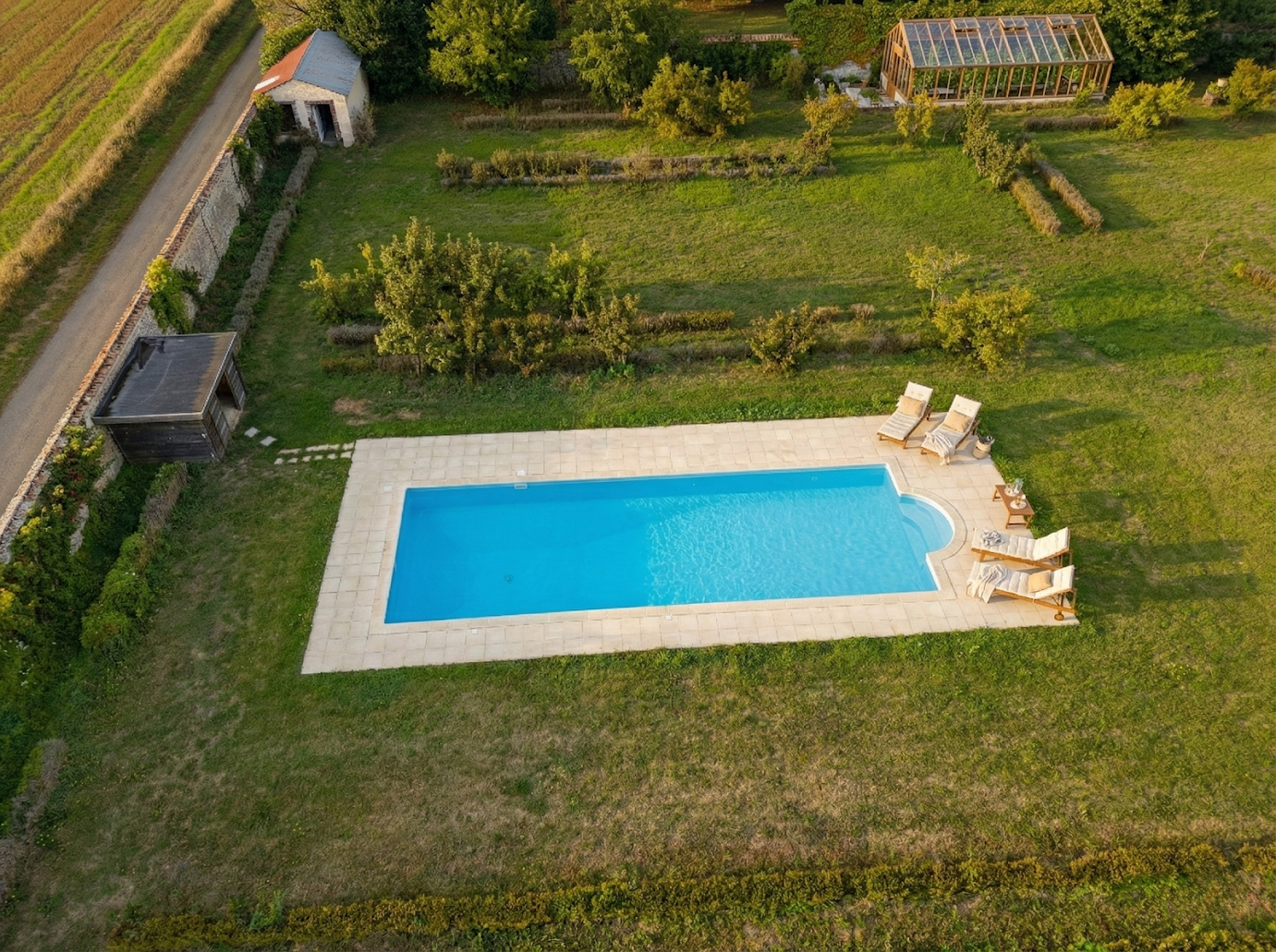 La piscine de Chenevelle vue du ciel